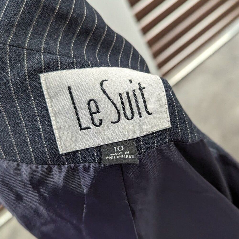 Vintage Le Suit Gray Pinstripe Skirt Suit Professional Career Wear Old Money 10 - Picture 8 of 10